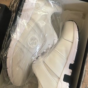 Gucci sneakers women’s 38😍